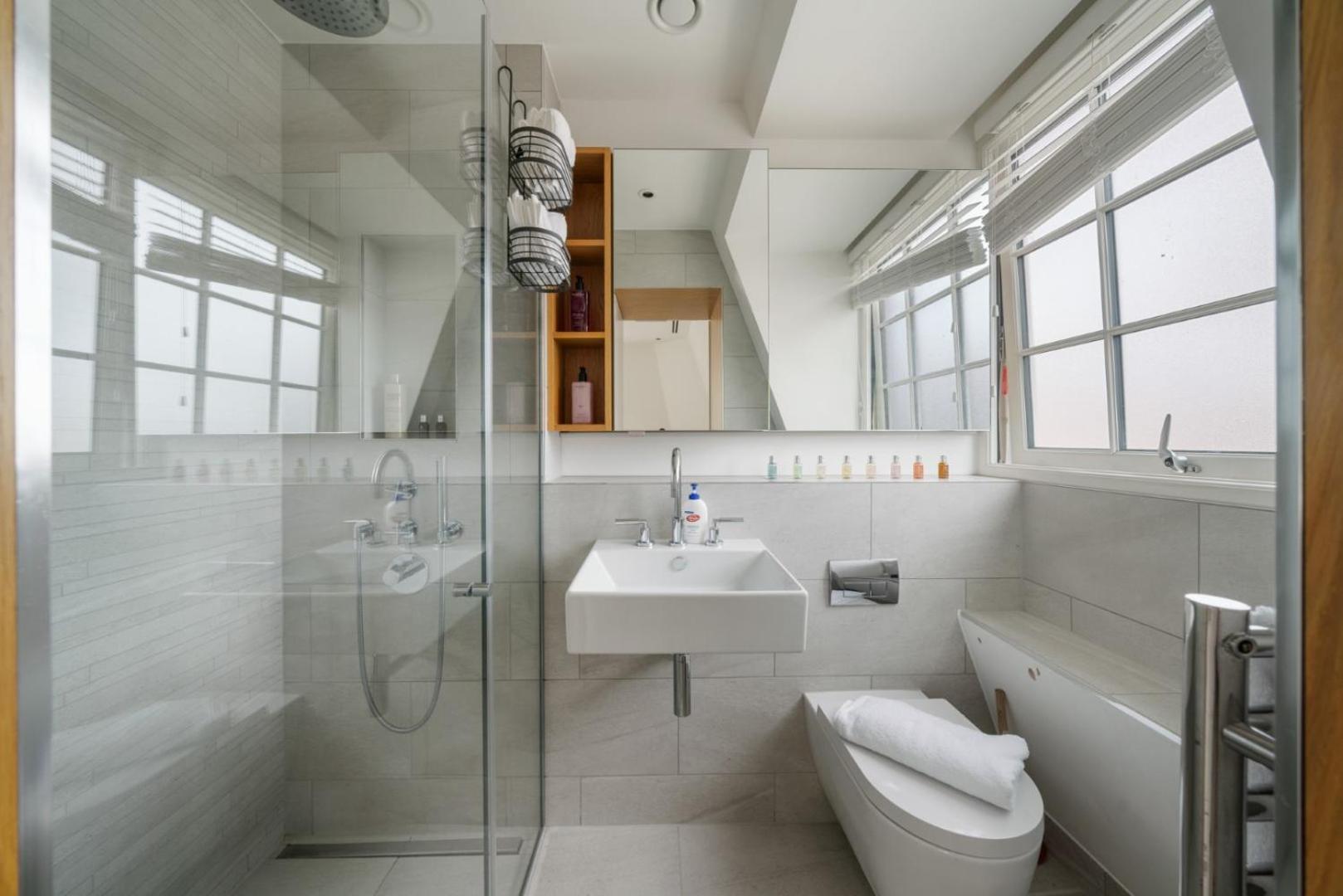 Elegant 3-Bedroom Penthouse In Marble Arch 70 London Eksteriør billede