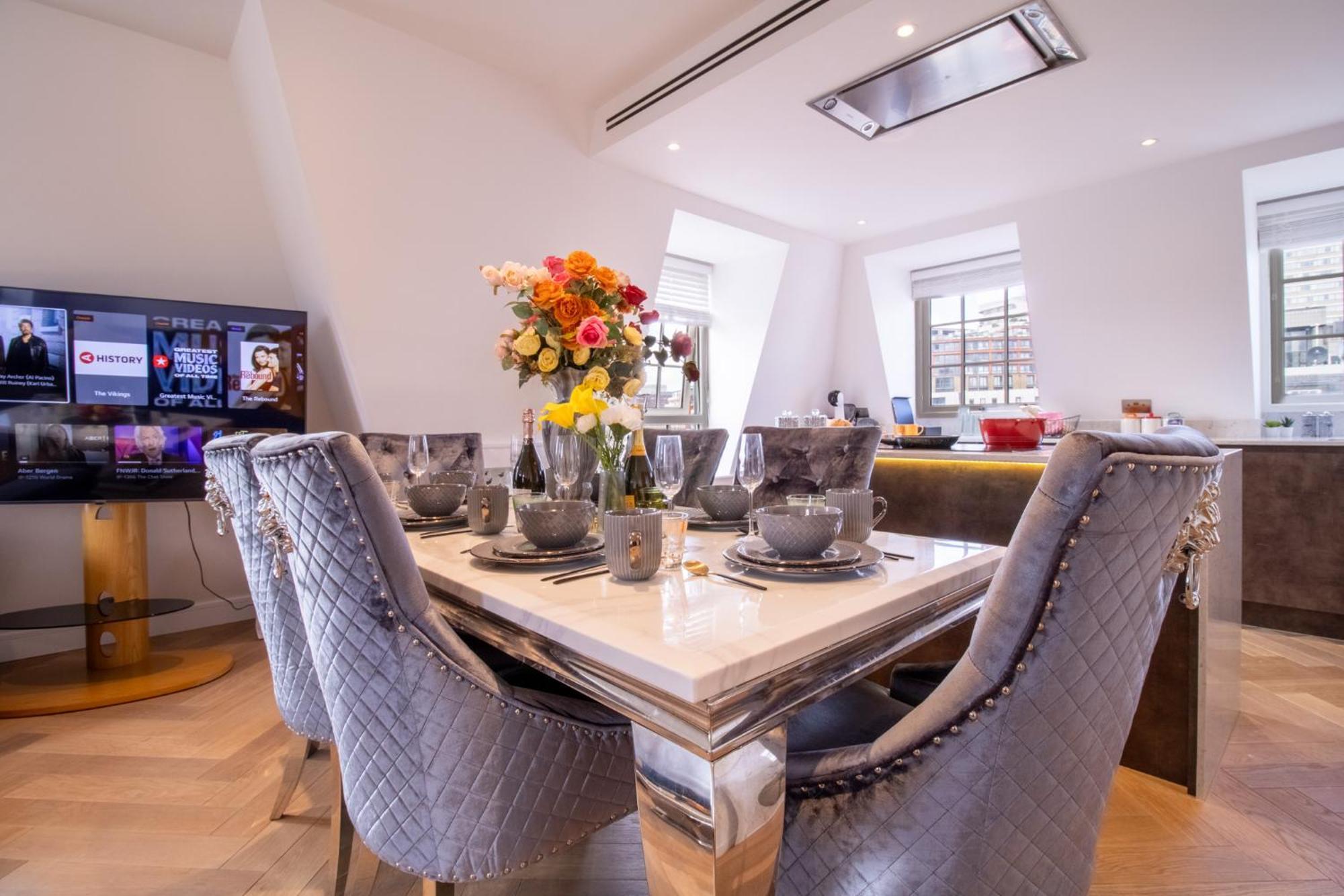 Elegant 3-Bedroom Penthouse In Marble Arch 70 London Eksteriør billede